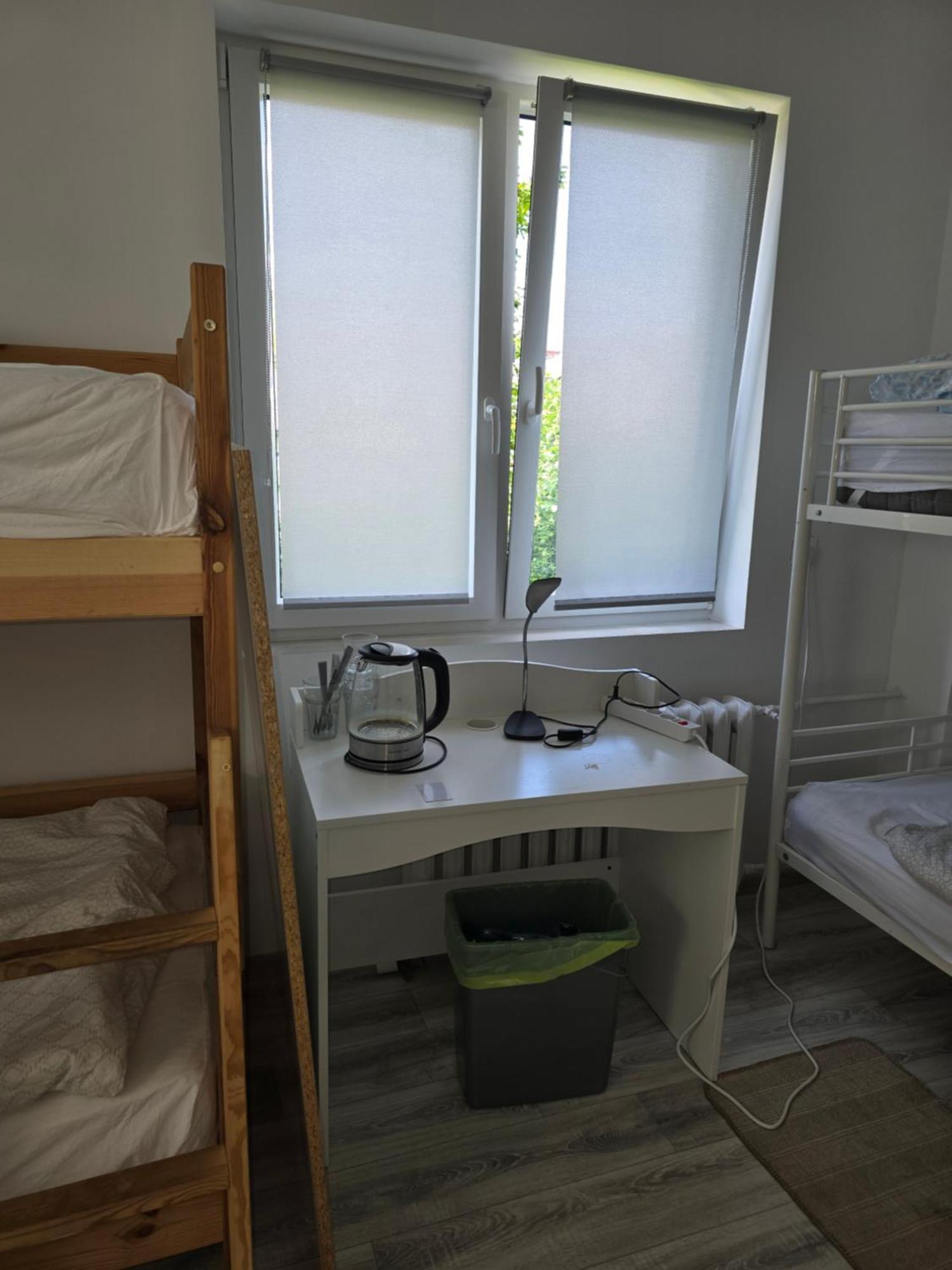 Hostel W Zielonce Зелонка Екстериор снимка
